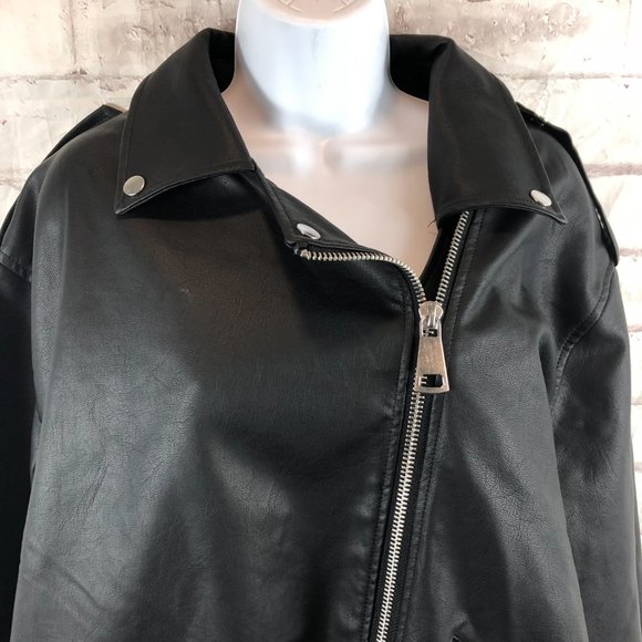 Missguided + Black Biker Jacket - Picture 5 of 9